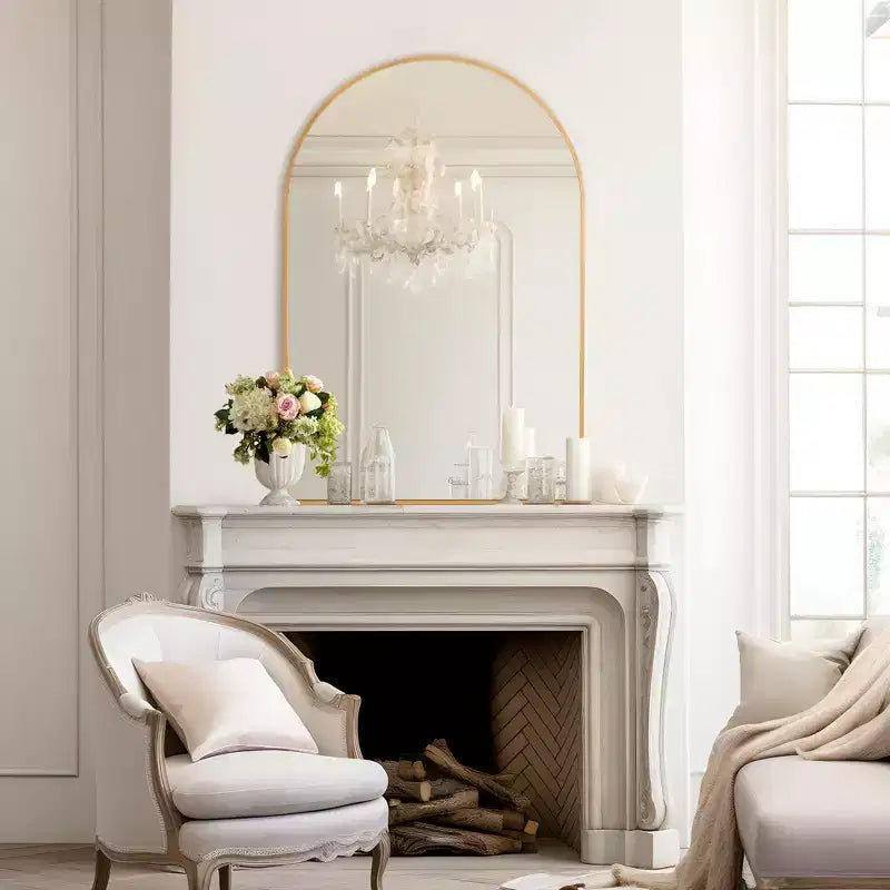 Specchio da parete ad arco dorato, singolo, con cornice sottile