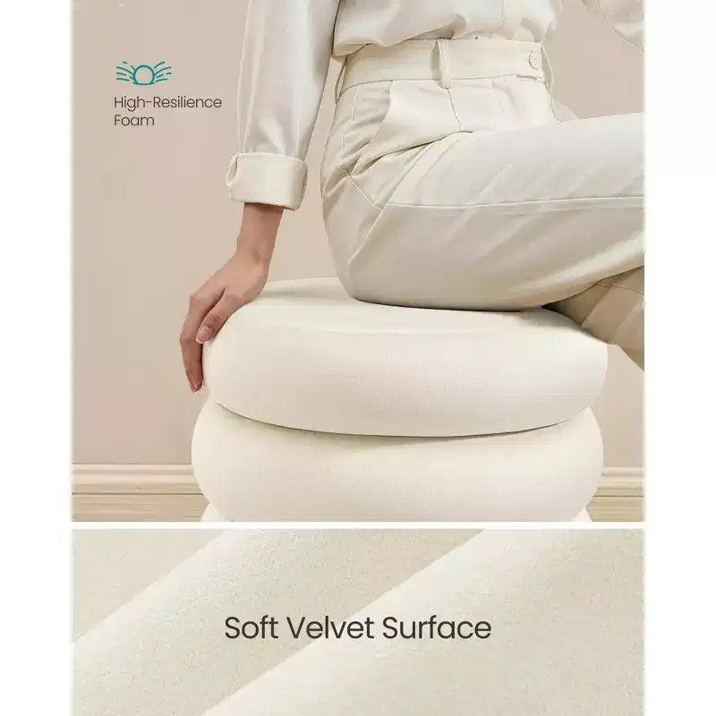 Pouf rotondo contenitore in velluto bianco crema, stile donut, seduta singola